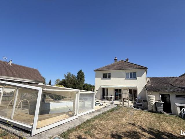 Maison 6 pièces 105 m²