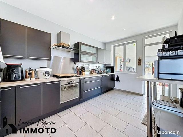 Maison 6 pièces 105 m²