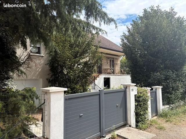 Maison 6 pièces 106 m²