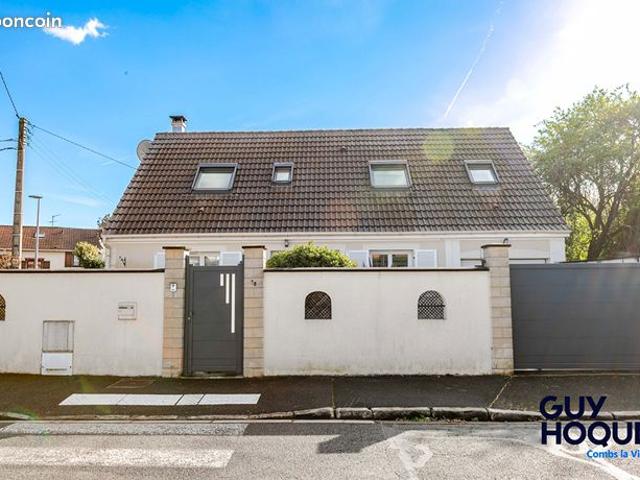 Maison 6 pièces 106 m²