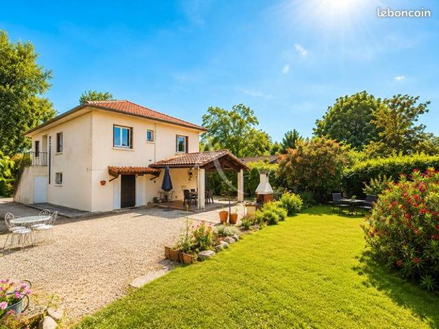 Maison 6 pièces 106 m²