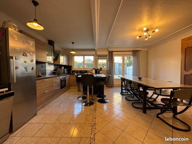 Maison 6 pièces 106 m²