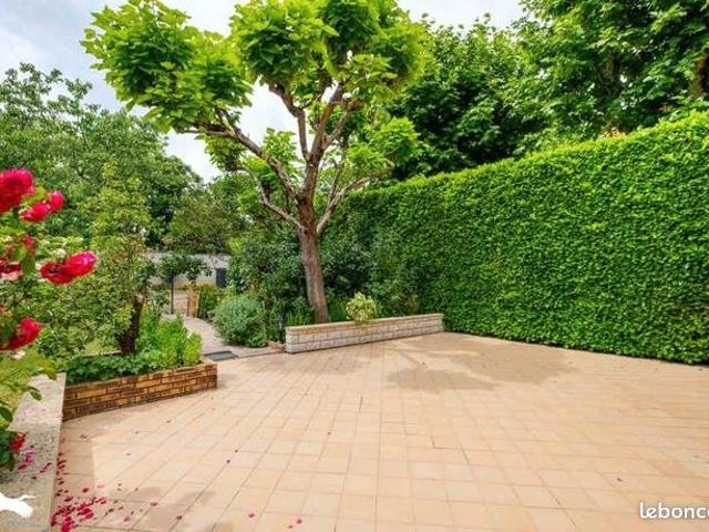 Maison 6 pièces 106 m²
