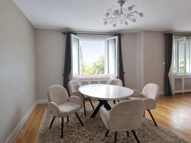 Maison 6 pièces 106 m²