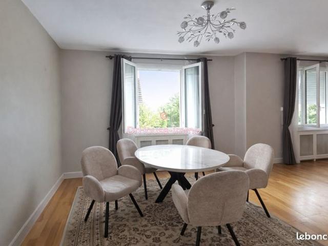 Maison 6 pièces 106 m²