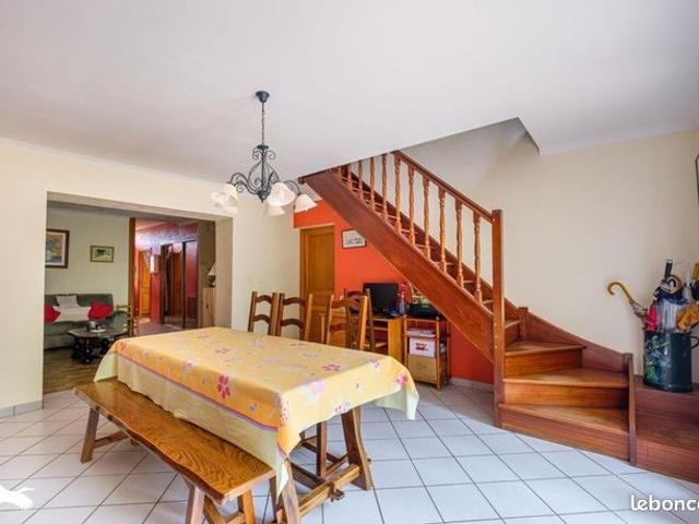 Maison 6 pièces 106 m²