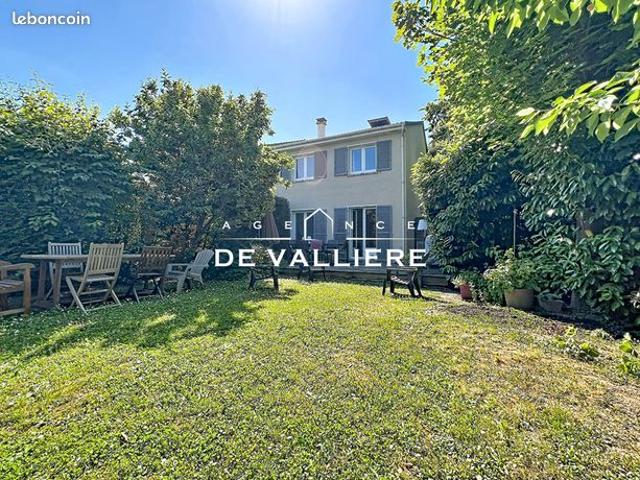 Maison 6 pièces 106 m²