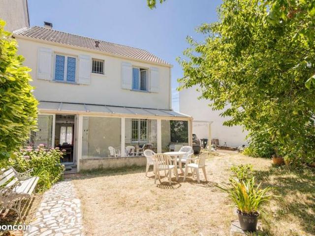 Maison 6 pièces 106 m²