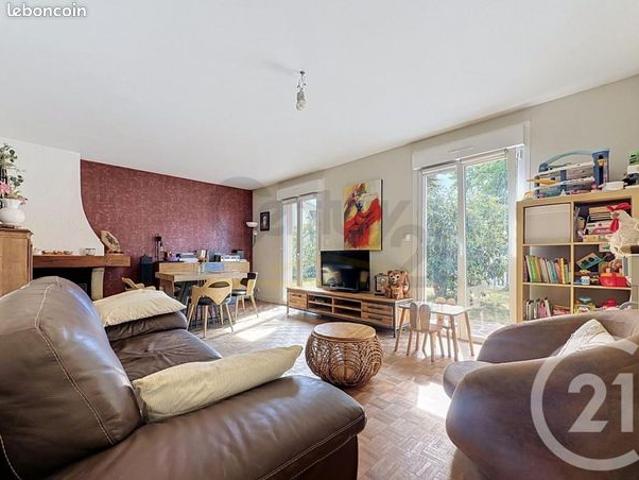 Maison 6 pièces 107 m²