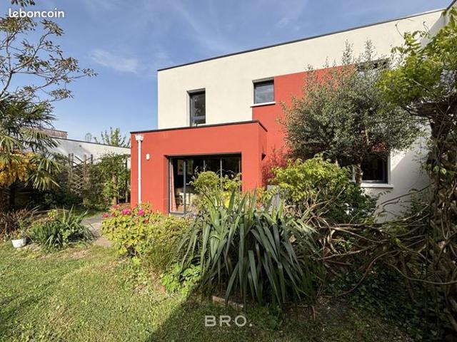 Maison 6 pièces 107 m²