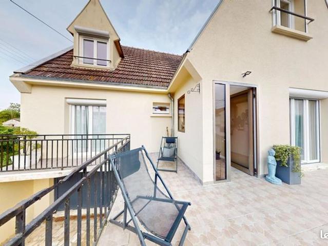 Maison 6 pièces 107 m²
