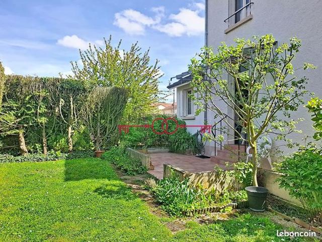 Maison 6 pièces 109 m²