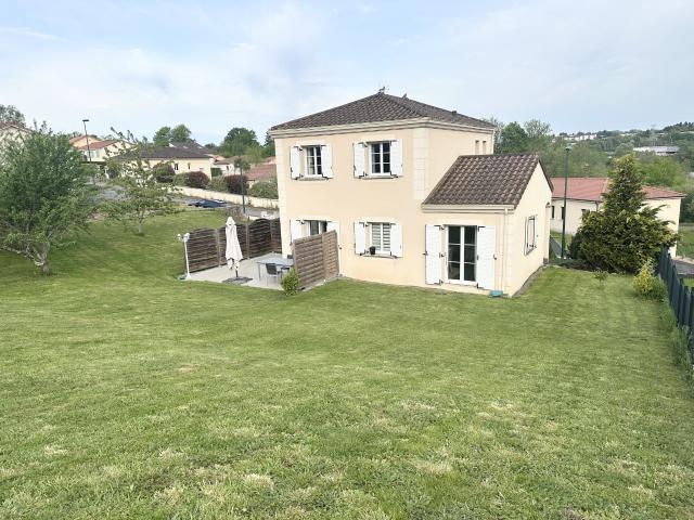 Maison 6 pièces 109 m²
