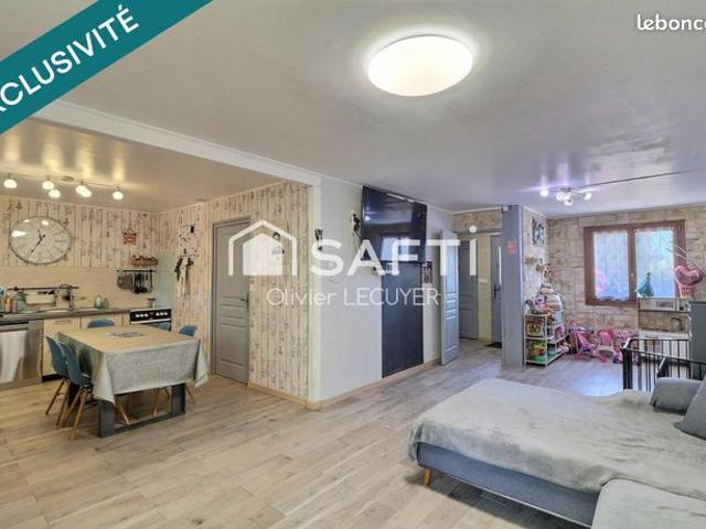 Maison 6 pièces 109 m²