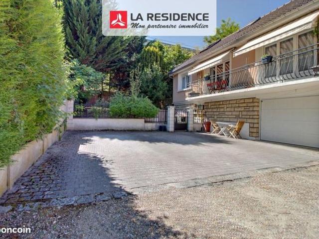 Maison 6 pièces 109 m²