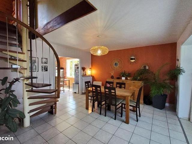 Maison 6 pièces 109 m²