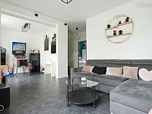 Maison 6 pièces 109 m²