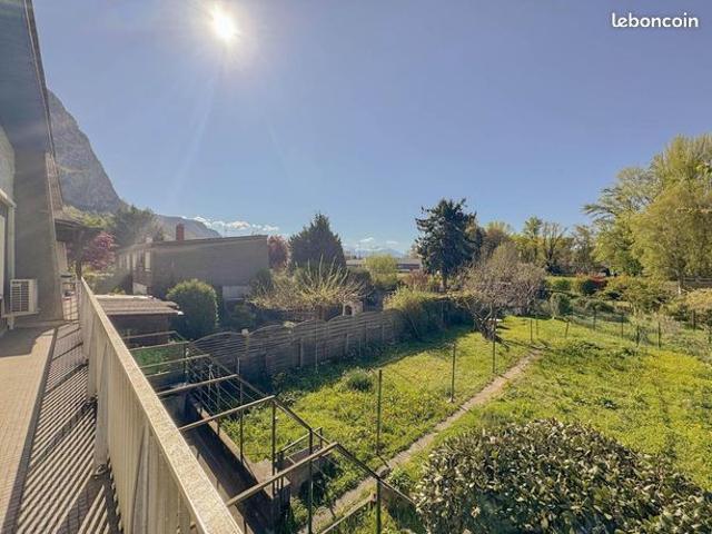 Maison 6 pièces 100 m²