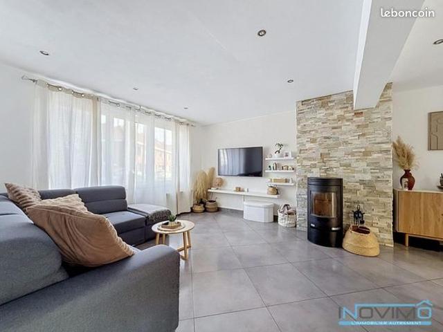 Maison 6 pièces 100 m²