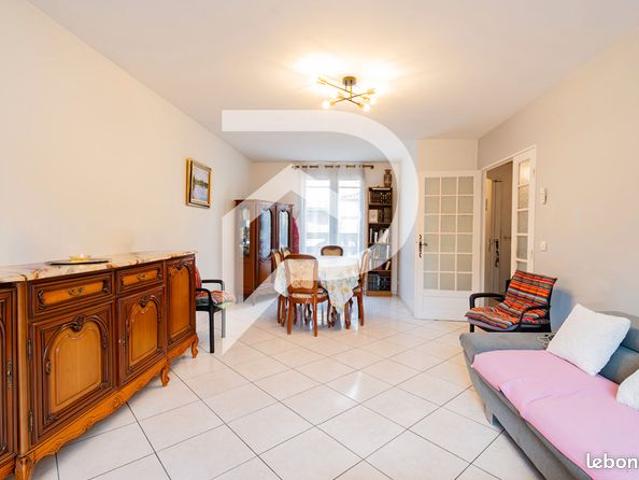 Maison 6 pièces 100 m²