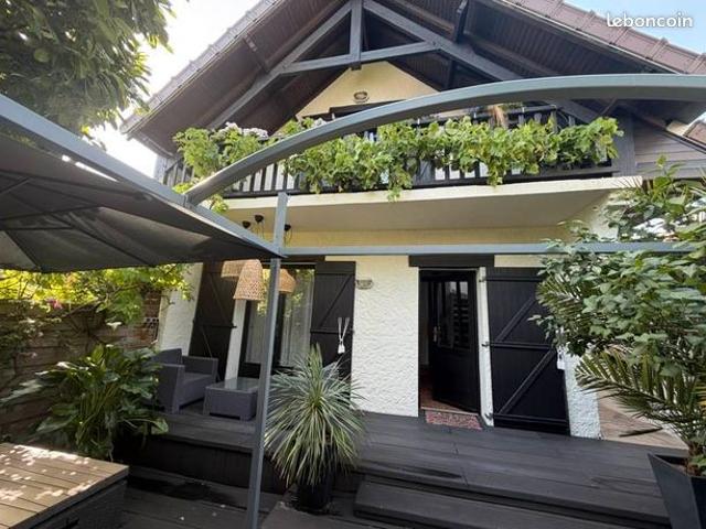 Maison 6 pièces 100 m²