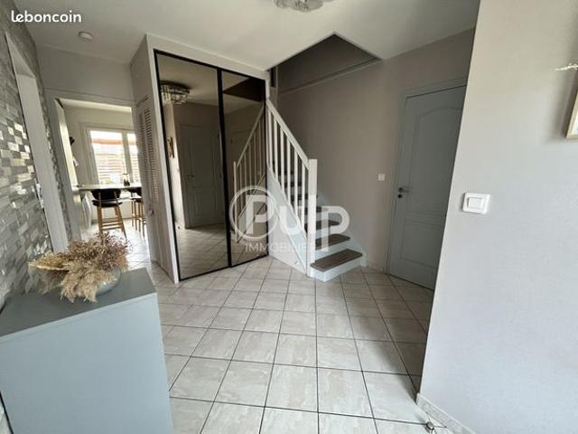 Maison 6 pièces 100 m²