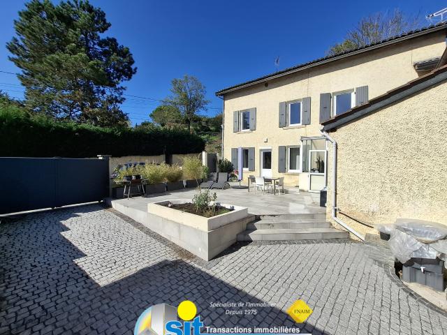 Maison 6 pièces 100 m²