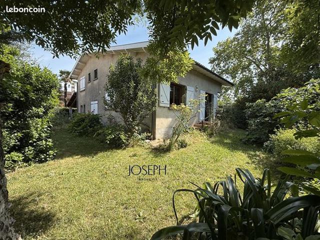 Maison 6 pièces 100 m²