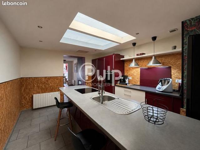 Maison 6 pièces 100 m²