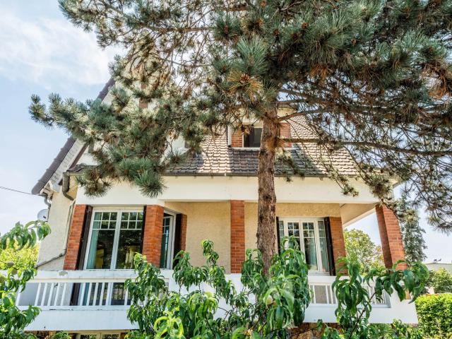 Maison 6 pièces 100 m²