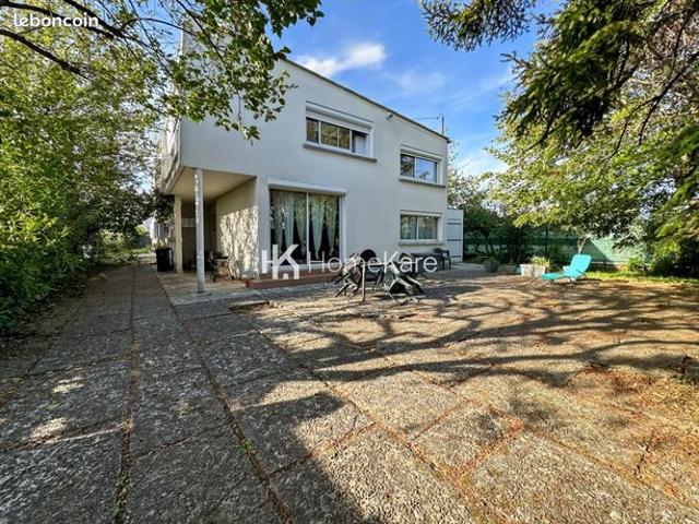 Maison 6 pièces 100 m²