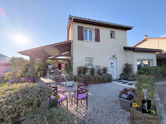 Maison 6 pièces 100 m²