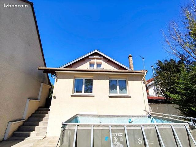 Maison 6 pièces 100 m²