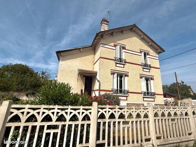 Maison 6 pièces 100 m²