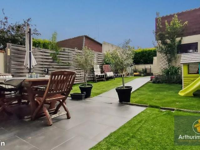 Maison 6 pièces 100 m²