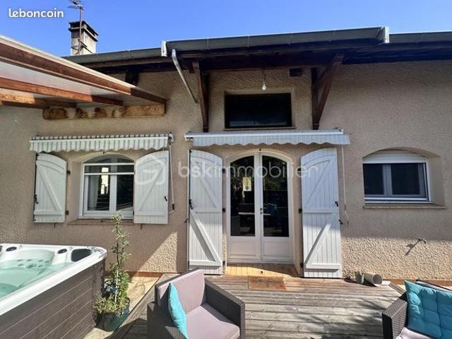 Maison 6 pièces 100 m²