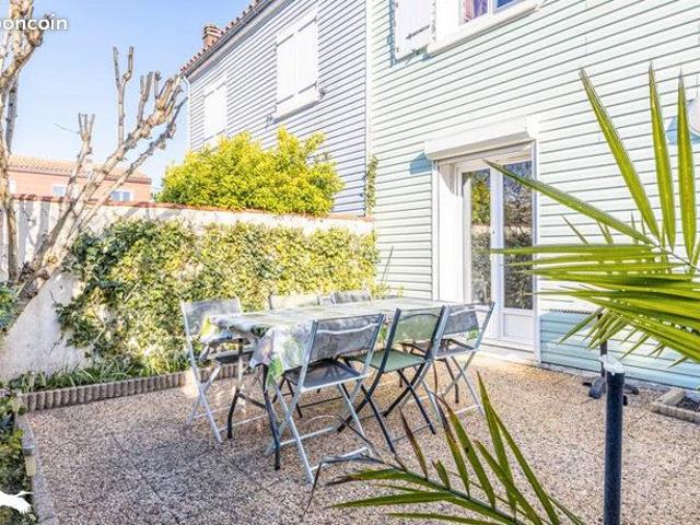 Maison 6 pièces 100 m²
