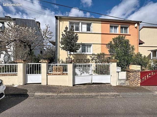 Maison 6 pièces 100 m²