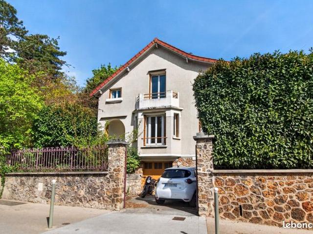 Maison – 6 pièces 100m2 – centre ville / quartier Brancas