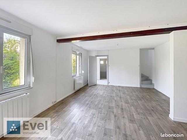 Maison 6 pièces 202 m²