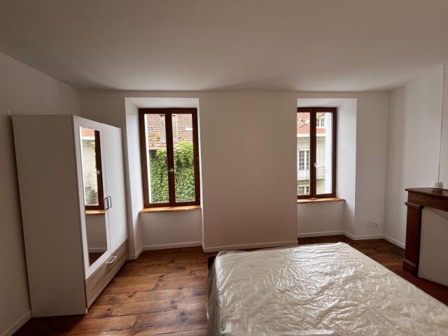 Maison 6 pièces, 101 m² à louer à Quié 09400
