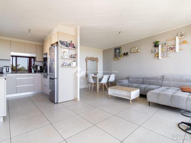 Maison 6 pièces 102 m²