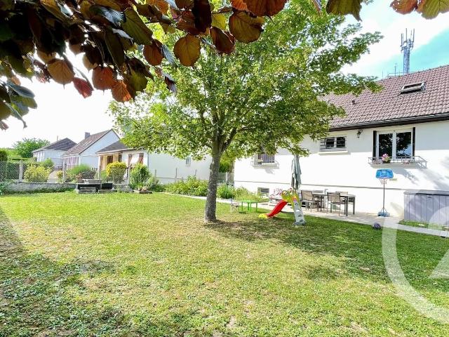 Maison 6 pièces 102 m²