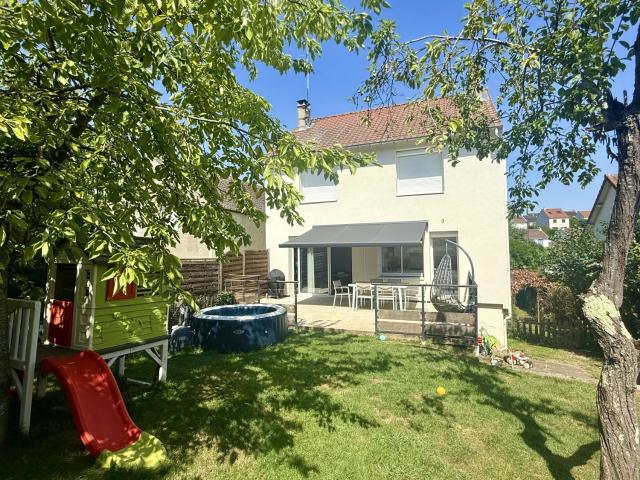 Maison 6 pièces 102 m²