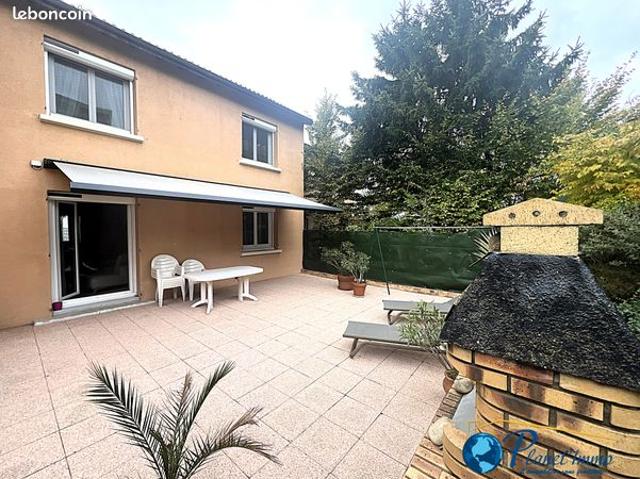 Maison 6 pièces 102 m²