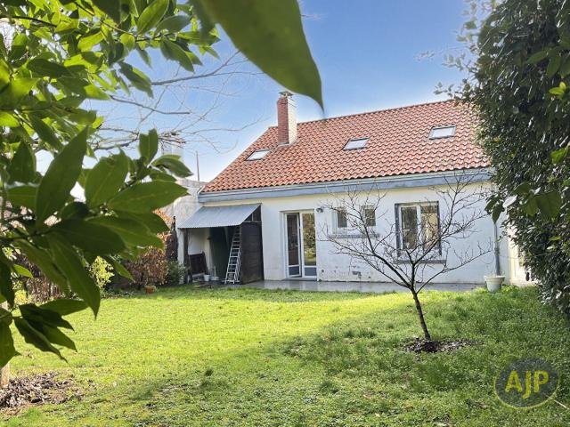Maison 6 pièces 102 m²