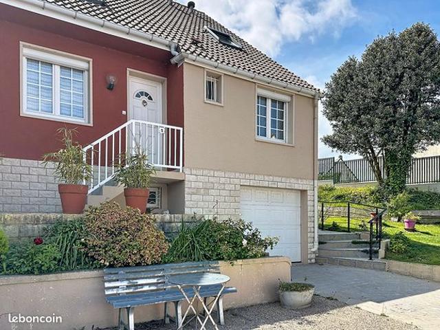 Maison 6 pièces 102 m²