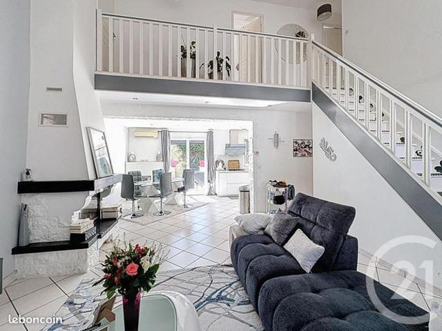 Maison 6 pièces 102 m²