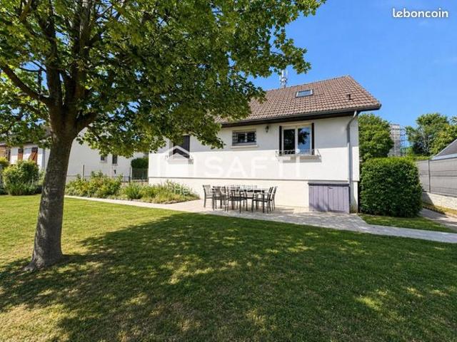 Maison 6 pièces 102 m²
