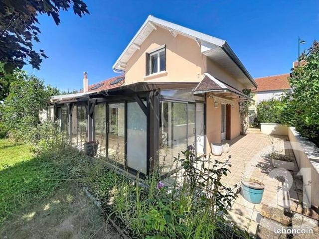 Maison 6 pièces 102 m²